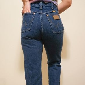 TAKING DOWN SOON! VINTAGE high waist Wranglers